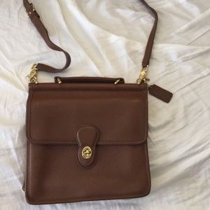 Vintage Coach handbag in EXCELLENT condition!